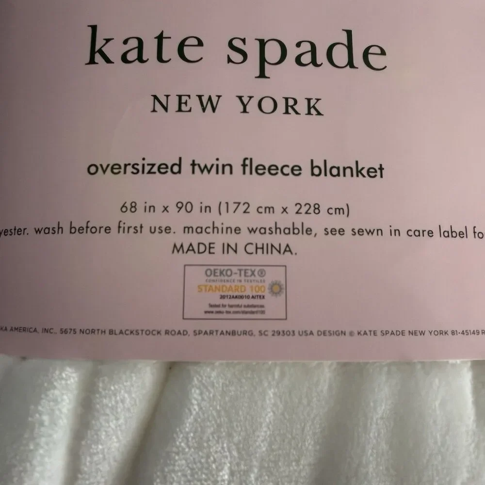 Kate Spade New York Oversized Twin Fleece Blanket WHITE  68
